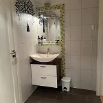 Bright Loft In A Jugend-style Building Close To Brosund *