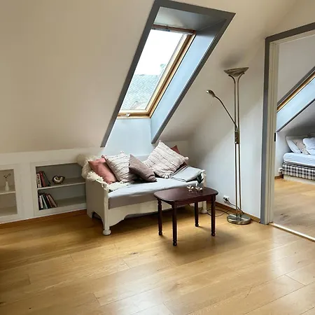 Apartamento Bright Loft In A Jugend-style Building Close To Brosund