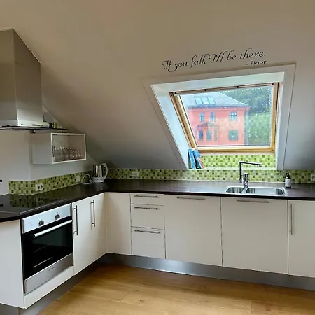 Bright Loft In A Jugend-style Building Close To Brosund Ålesund