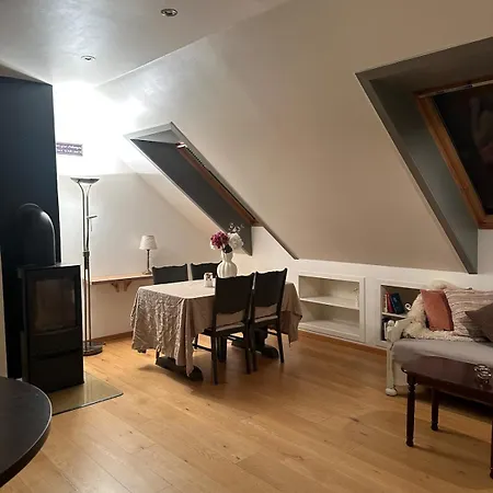 Bright Loft In A Jugend-style Building Close To Brosund Ålesund