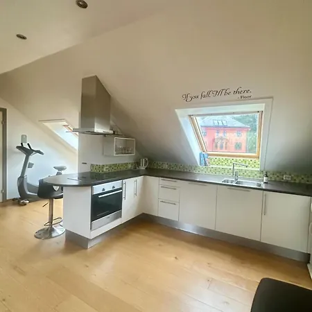 Apartamento Bright Loft In A Jugend-style Building Close To Brosund Ålesund