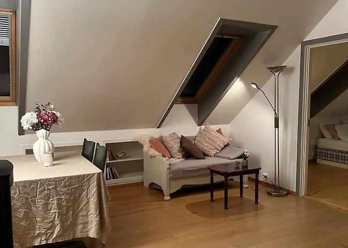 Bright Loft In A Jugend-style Building Close To Brosund Lägenhet