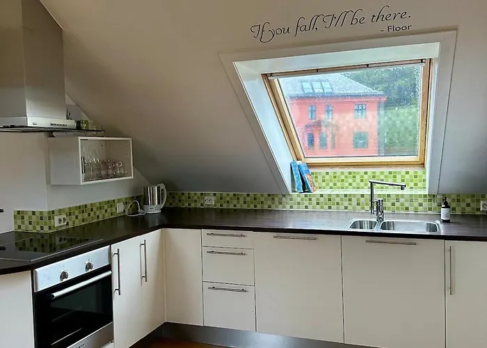 Bright Loft In A Jugend-style Building Close To Brosund Ålesund