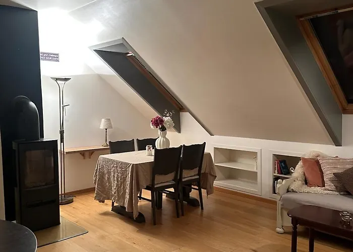 Bright Loft In A Jugend-style Building Close To Brosund Ålesund